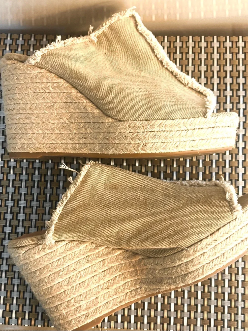 CASTANER Fatima Wedge in Sand Frayed Canvas Jute Wedge Platform Sandals Sz 40